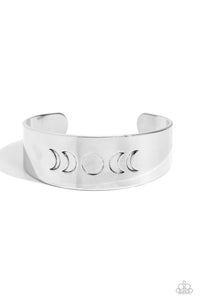 Lunar Effect - Paparazzi Accessories - Silver Bracelet