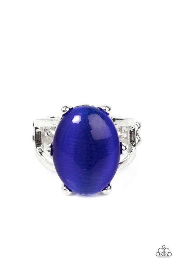 Enchantingly Everglades - Paparazzi Accessories - Blue Cat's Eye Dainty Ring